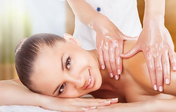 伊丽雅耀晔瘦身美容